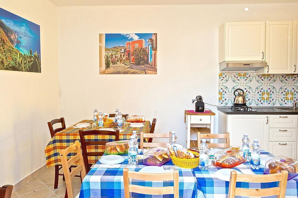 Il Veliero Blu B&B Lipari Centro Eksteriør billede